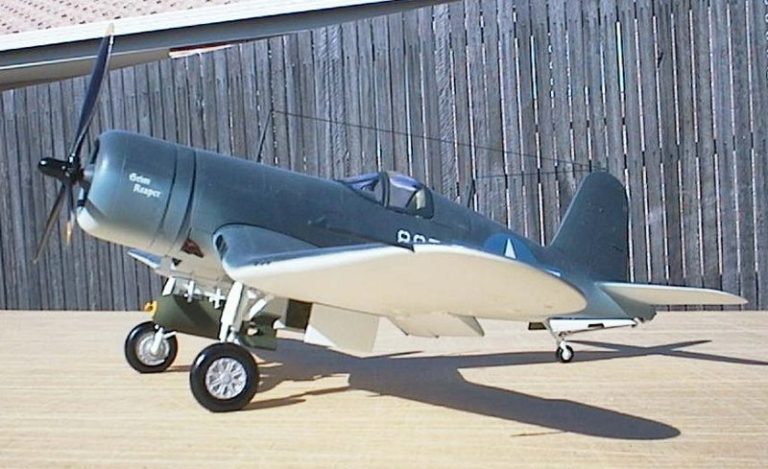 f4u41